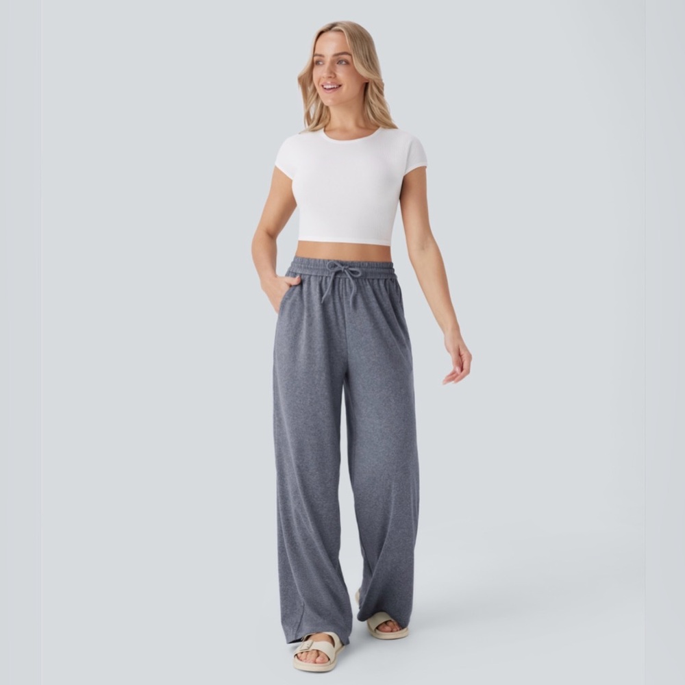 Halara Women's Wide-Leg Pants, New with tags
